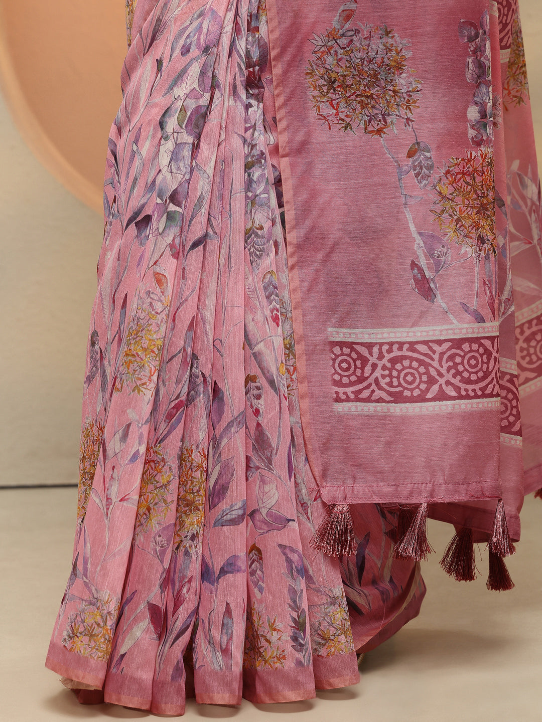 Pink Printed Silk Blend Saree With Unstitched Blouse Piece