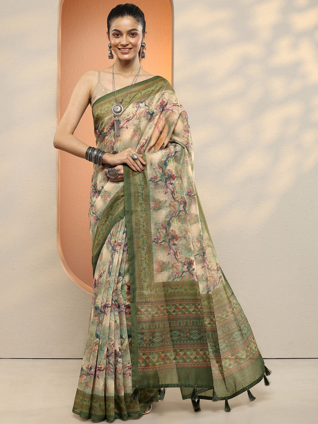Green Printed Silk Blend Sarees With Unstitched Blouse Piece