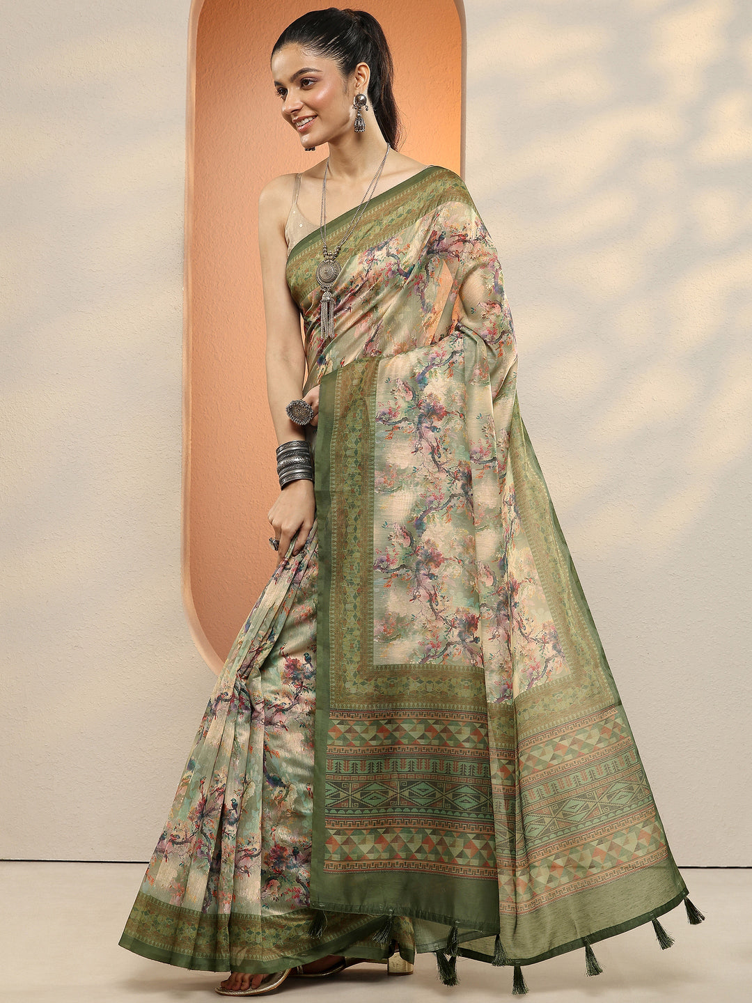 Green Printed Silk Blend Sarees With Unstitched Blouse Piece
