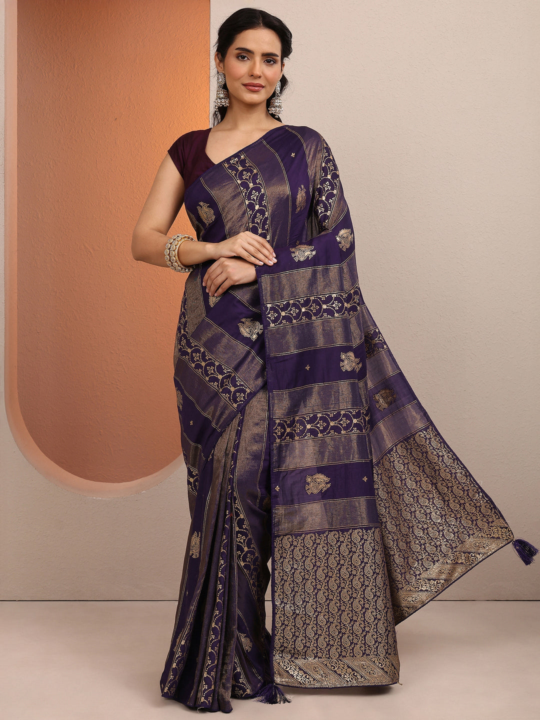 Purple Woven Design Banarsi Silk Blend Saree With Unstitched Blouse Piece