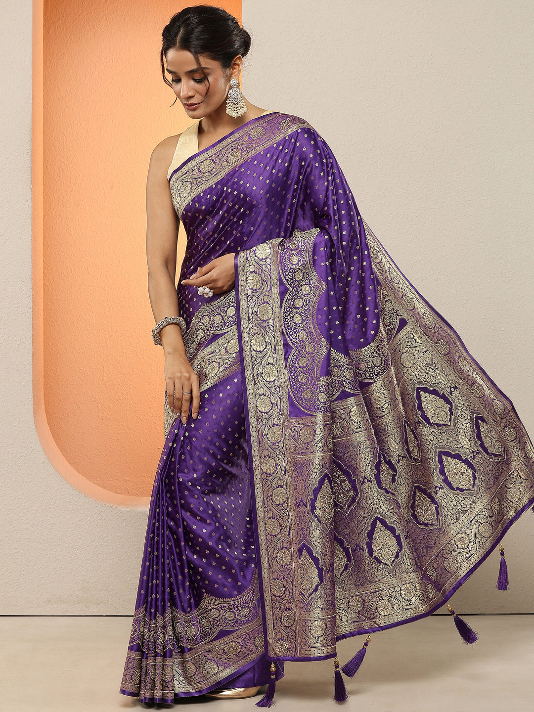 Purple Woven Design Silk Blend Sarees With Unstitched Blouse Piece