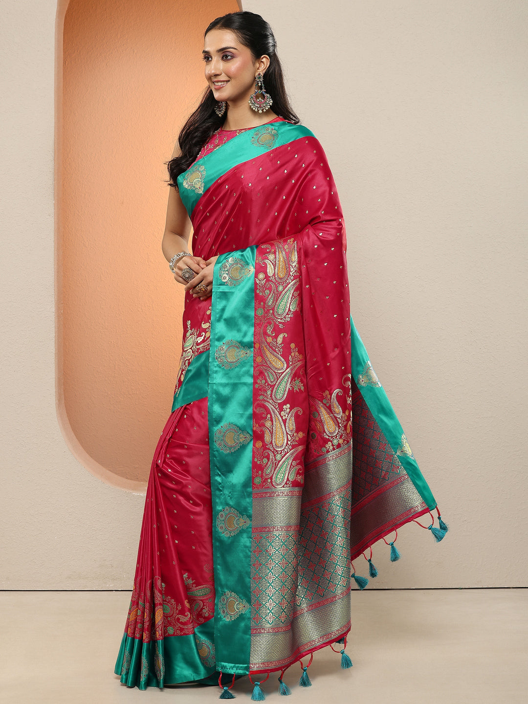 Pink Woven Design Silk Blend Sarees With Unstitched Blouse Piece