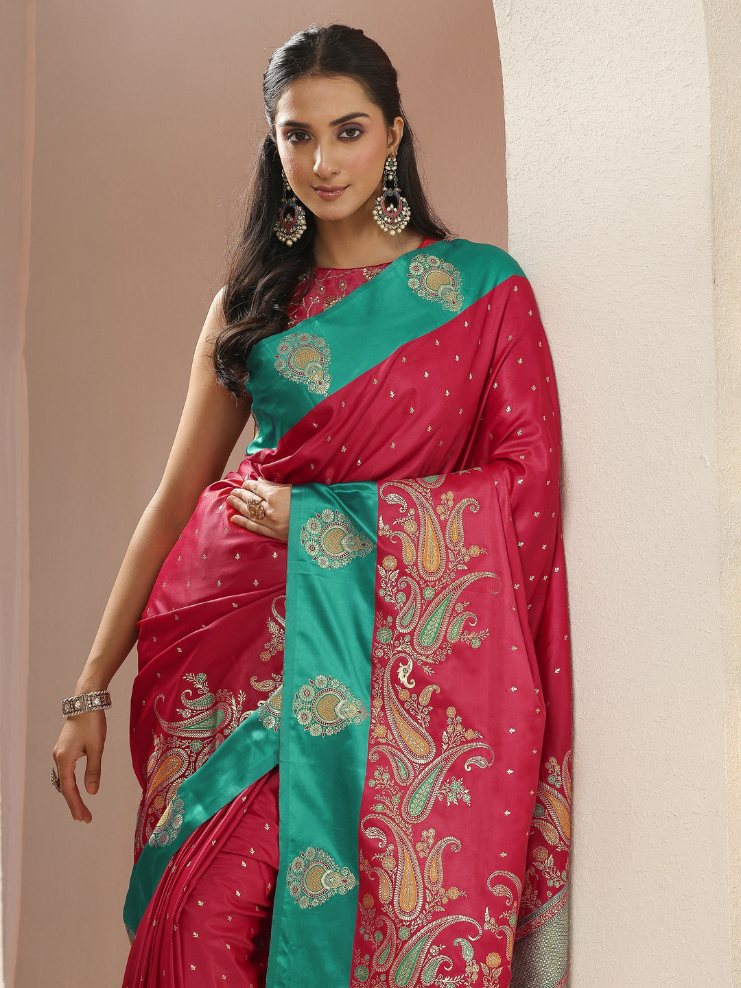 Pink Woven Design Silk Blend Sarees With Unstitched Blouse Piece