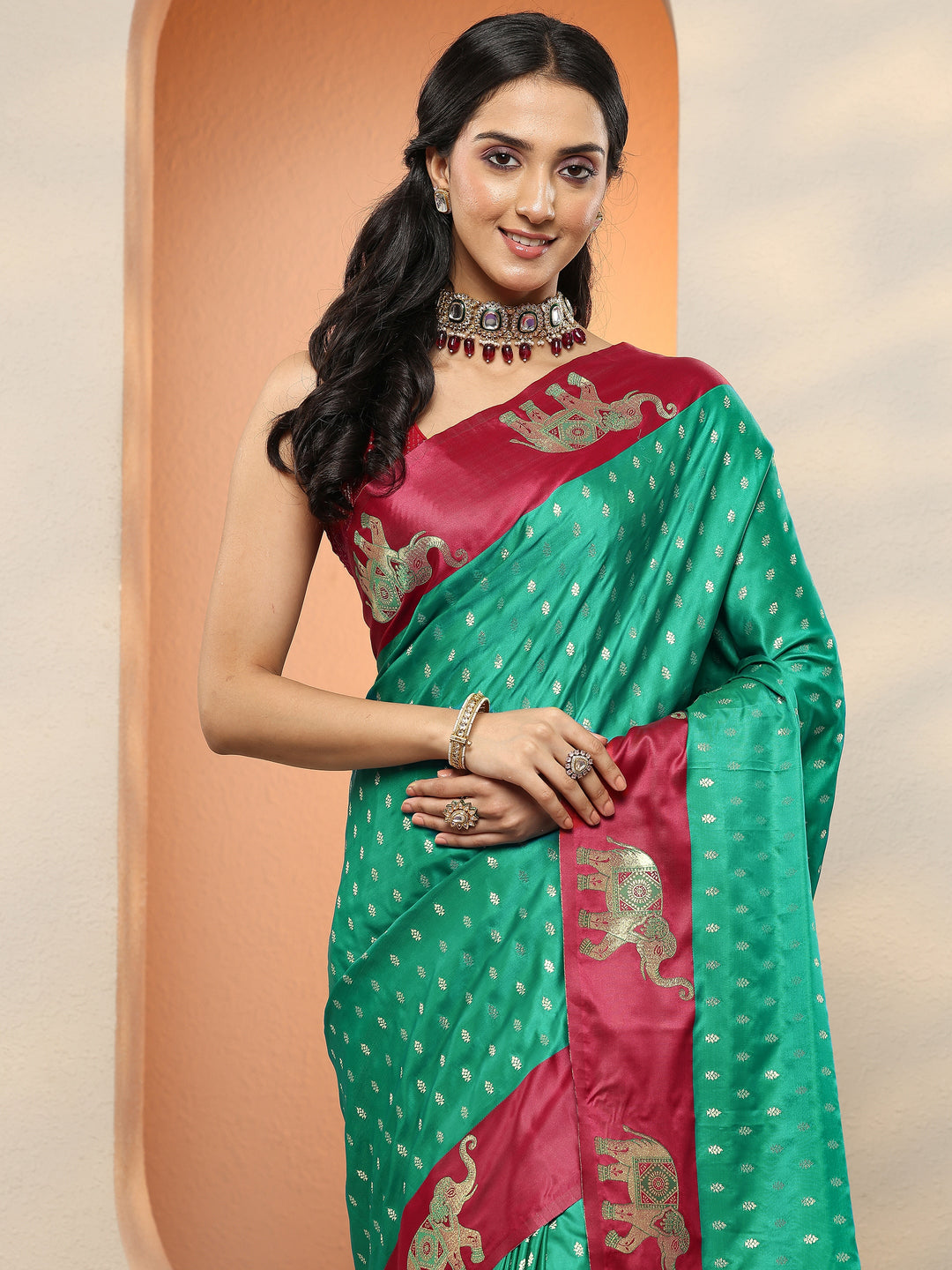 Green Woven Design Silk Blend Sarees With Unstitched Blouse Piece