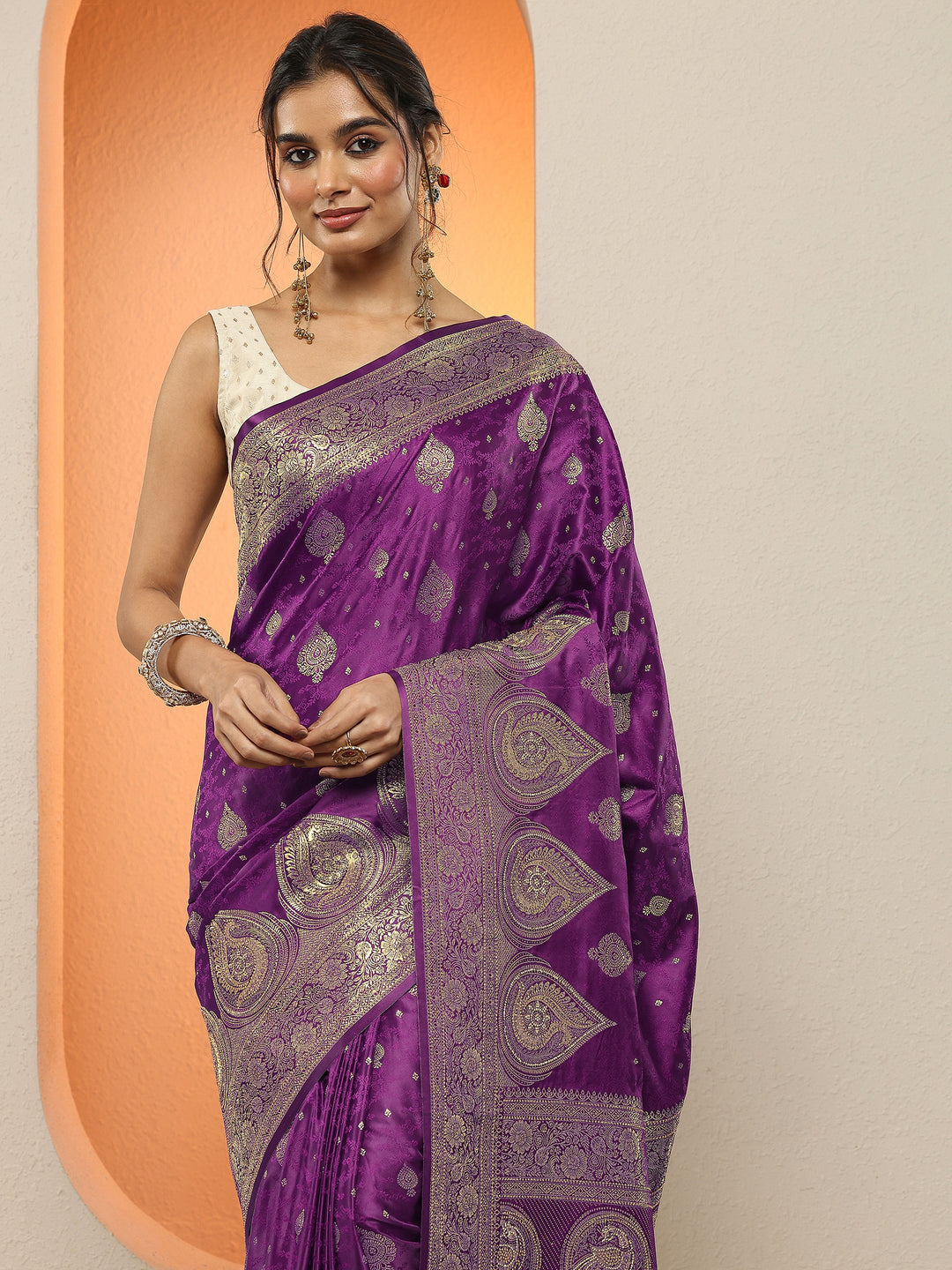 Purple Woven Design Silk Blend Sarees With Unstitched Blouse Piece
