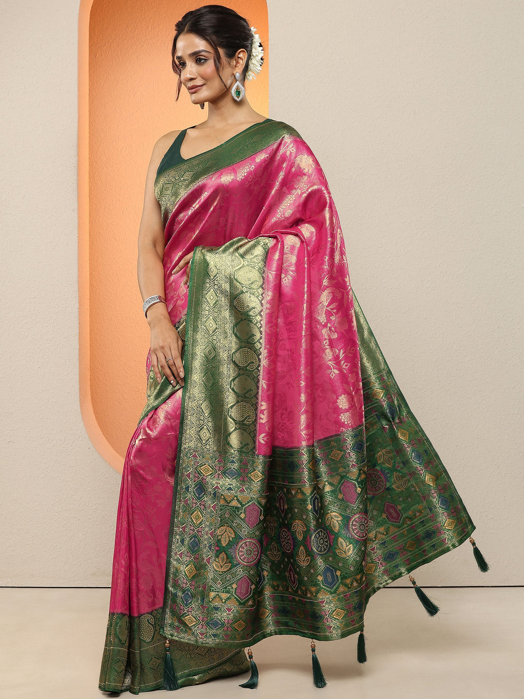 Pink Woven Design Silk Blend Sarees With Unstitched Blouse Piece