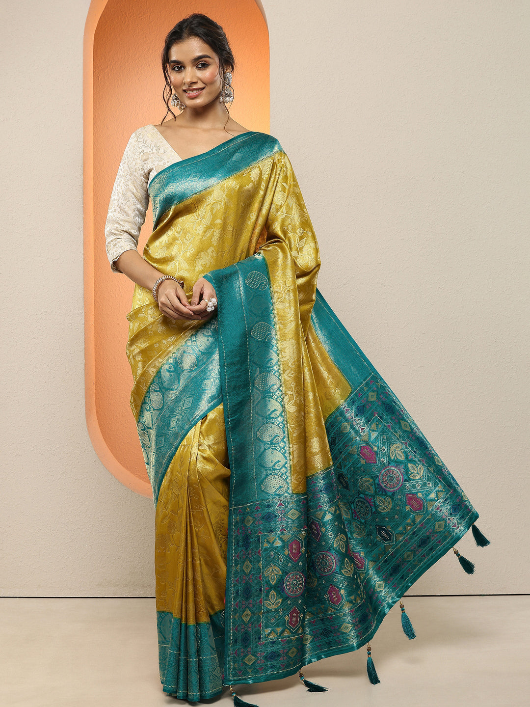 Olive Woven Design Silk Blend Sarees With Unstitched Blouse Piece
