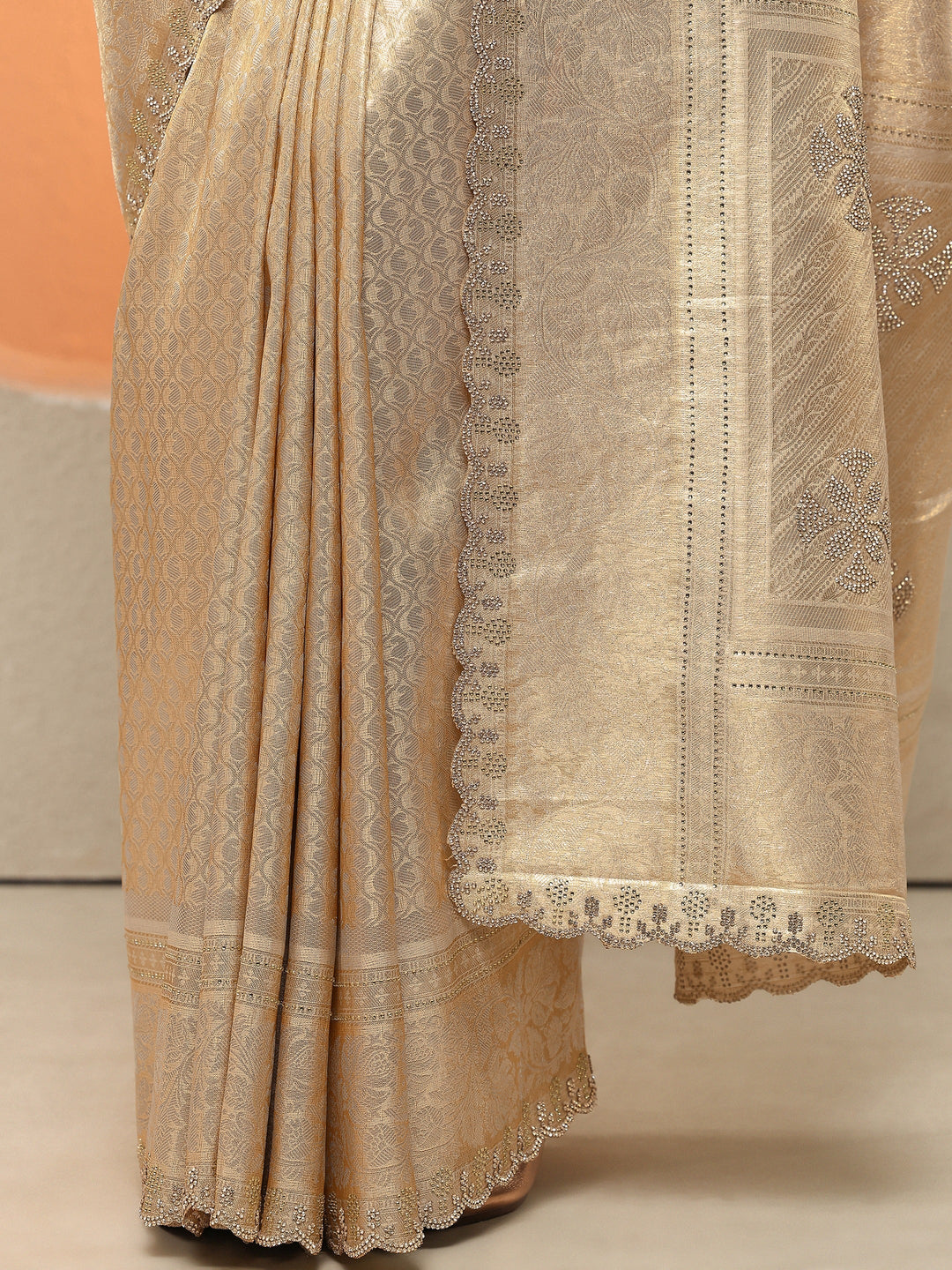 Gold Woven Design Silk Blend Sarees With Unstitched Blouse Piece