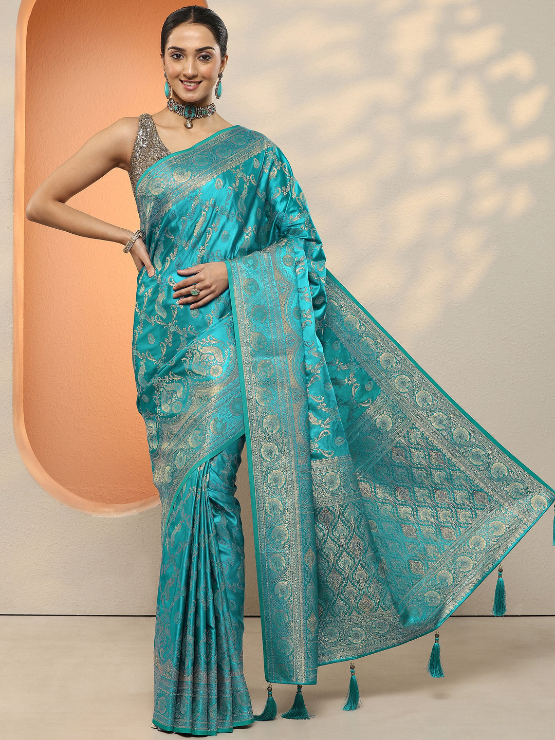 Blue Woven Design Silk Blend Sarees With Unstitched Blouse Piece