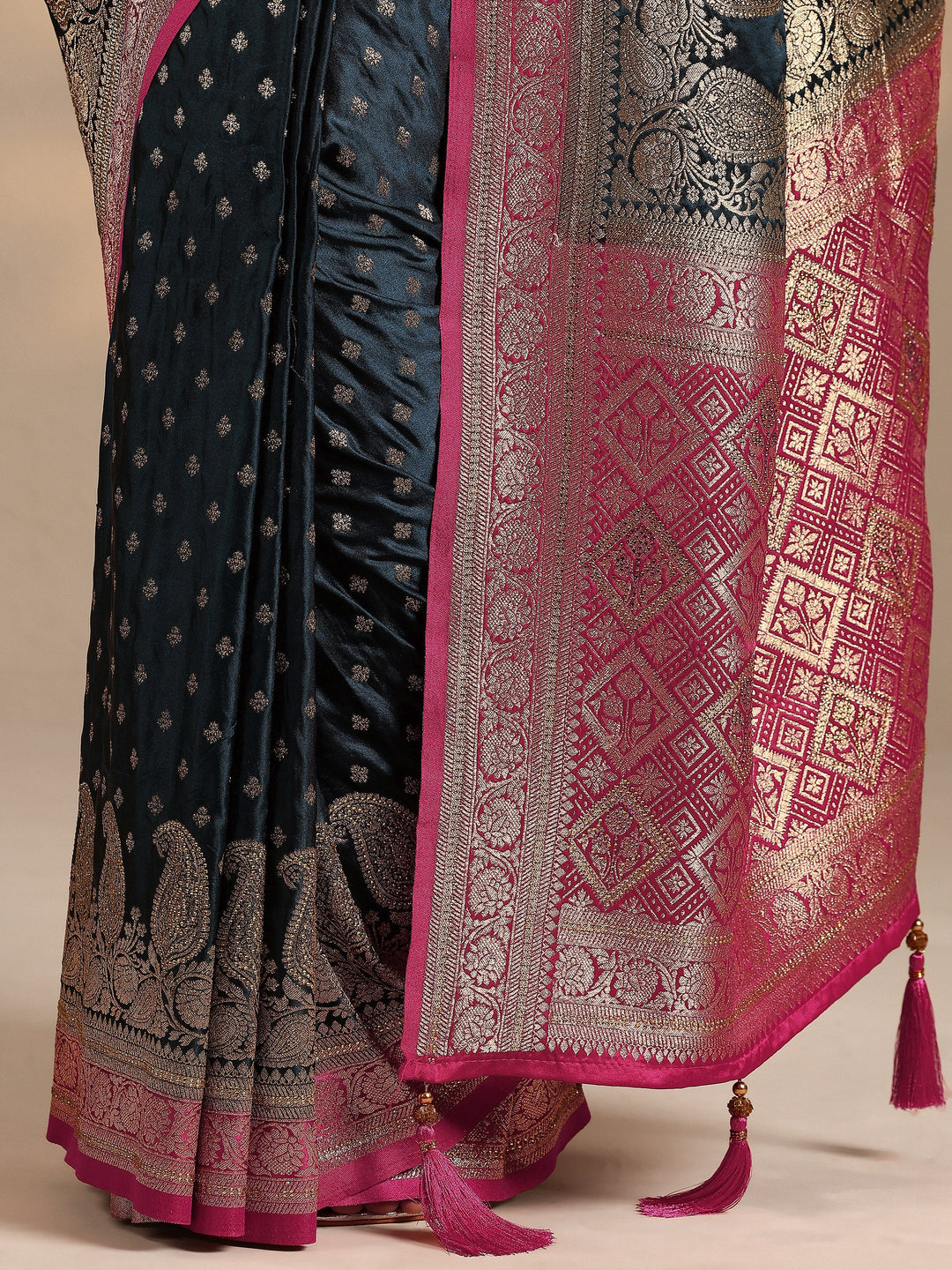 Teal Woven Design Silk Blend Saree With Unstitched Blouse Piece
