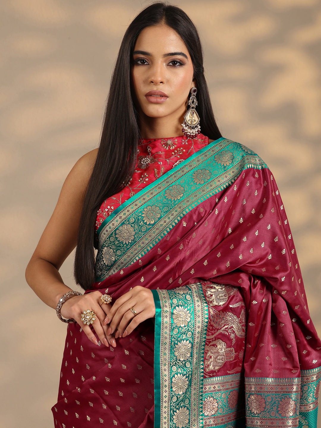 Maroon Woven Design Silk Blend Banarasi Saree With Unstitched Blouse Piece