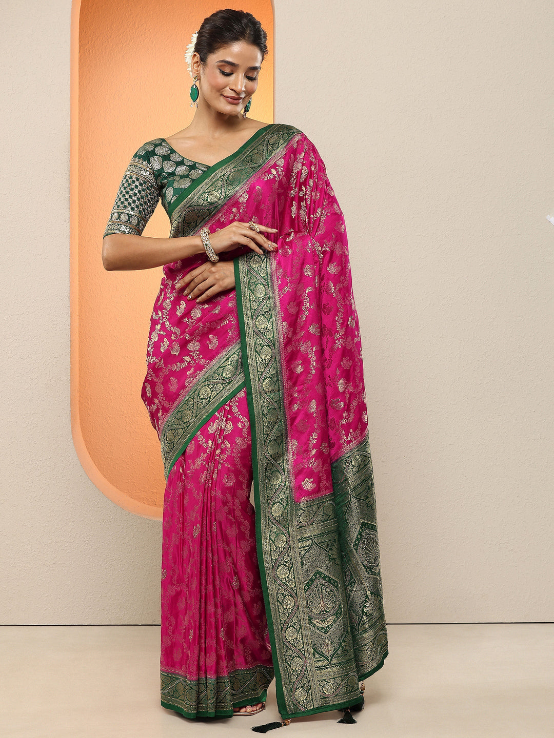 Pink Woven Design Silk Blend Sarees With Unstitched Blouse Piece