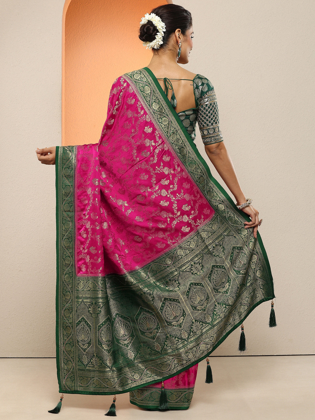 Pink Woven Design Silk Blend Sarees With Unstitched Blouse Piece