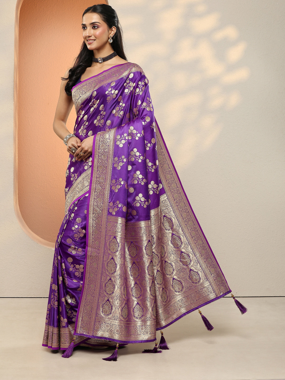 Purple Woven Design Silk Blend Sarees With Unstitched Blouse Piece