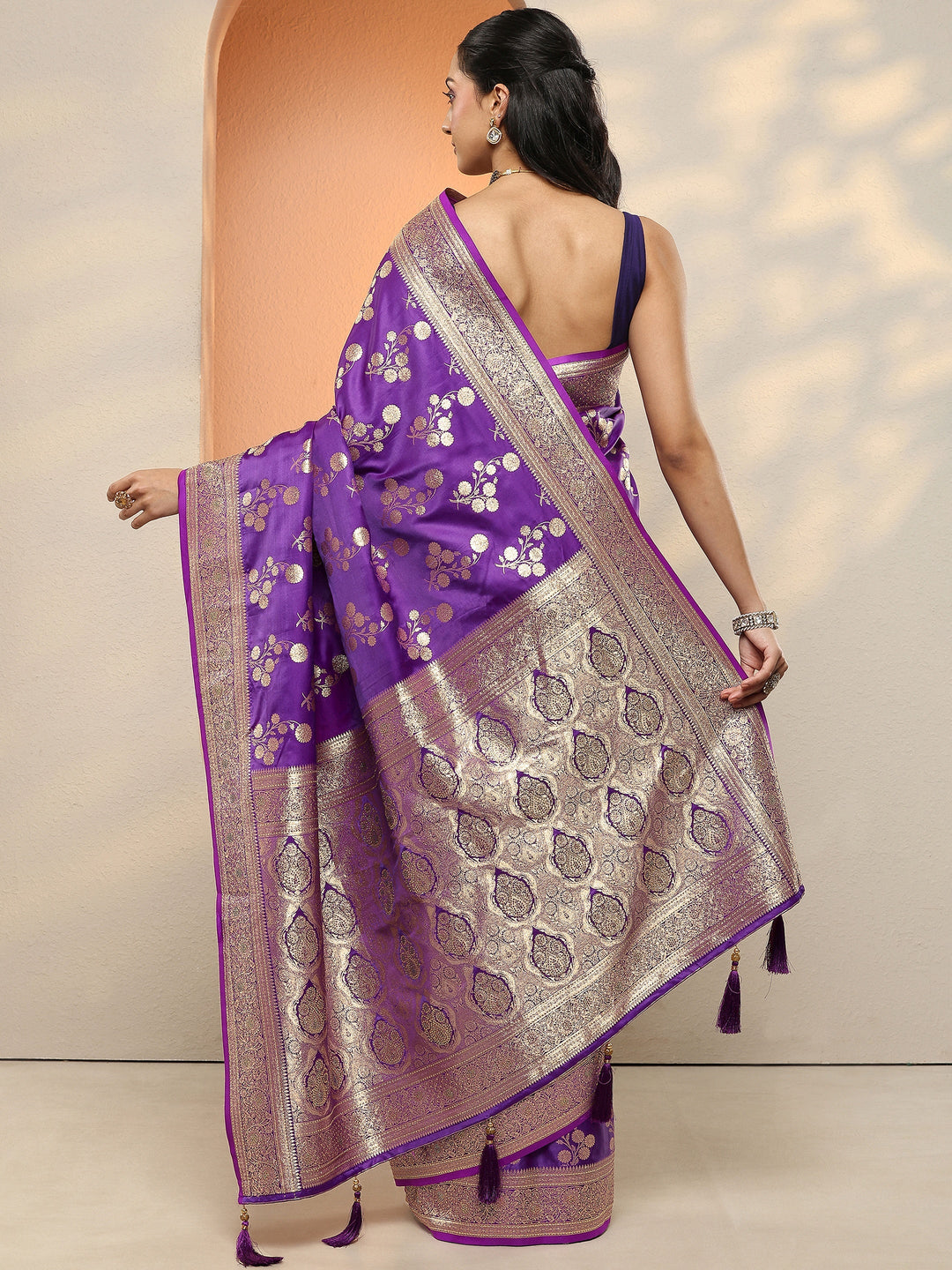 Purple Woven Design Silk Blend Sarees With Unstitched Blouse Piece