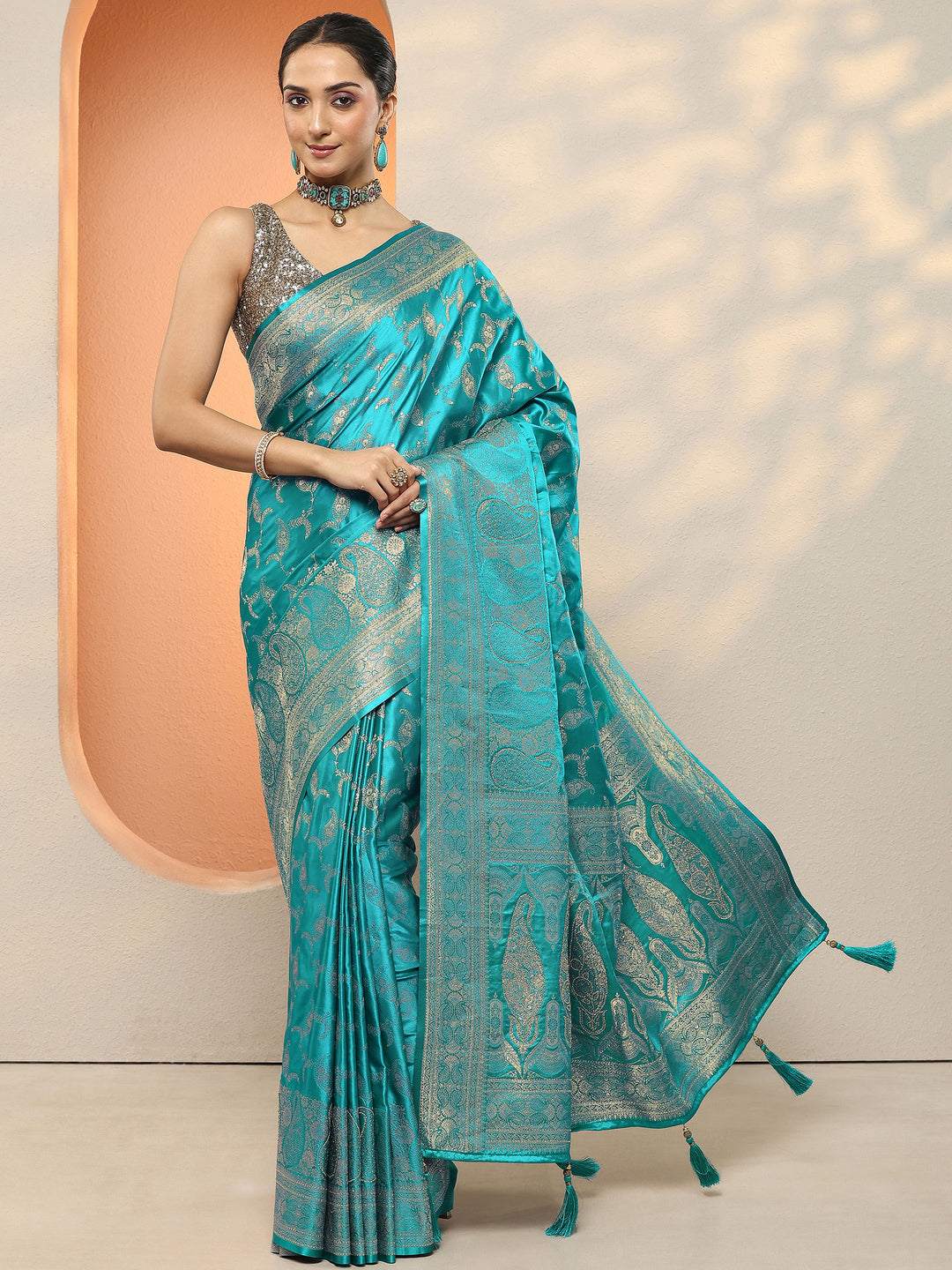 Blue Woven Design Silk Blend Sarees With Unstitched Blouse Piece