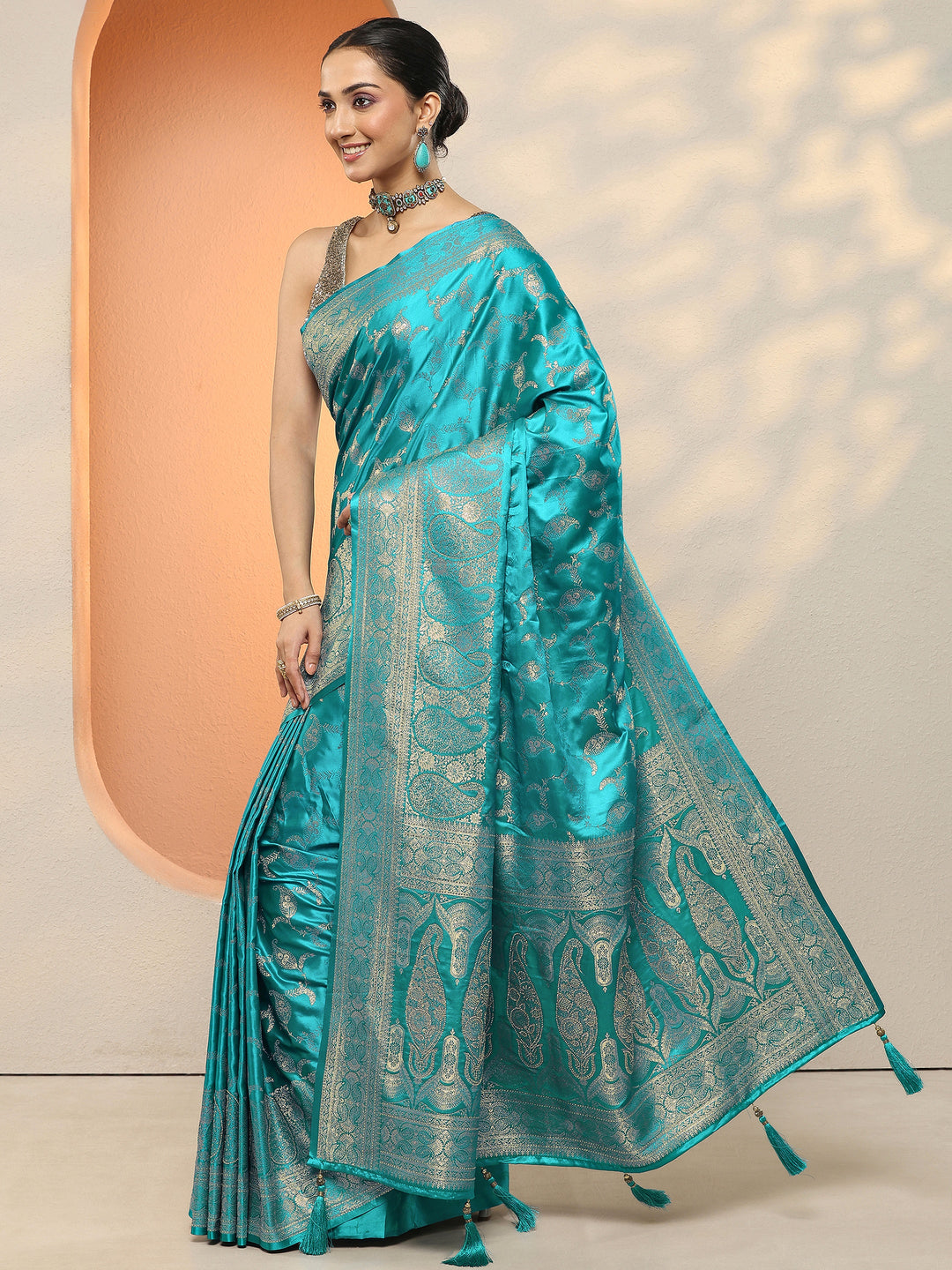 Blue Woven Design Silk Blend Sarees With Unstitched Blouse Piece