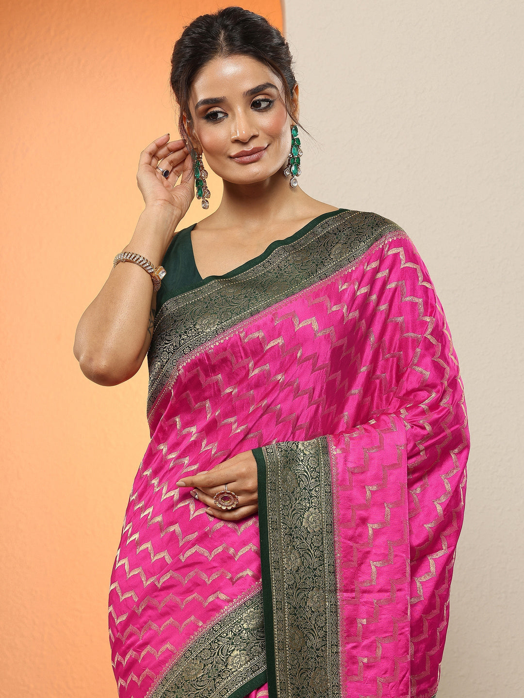 Pink Leheriya Woven Design Sarees With Unstitched Blouse Piece