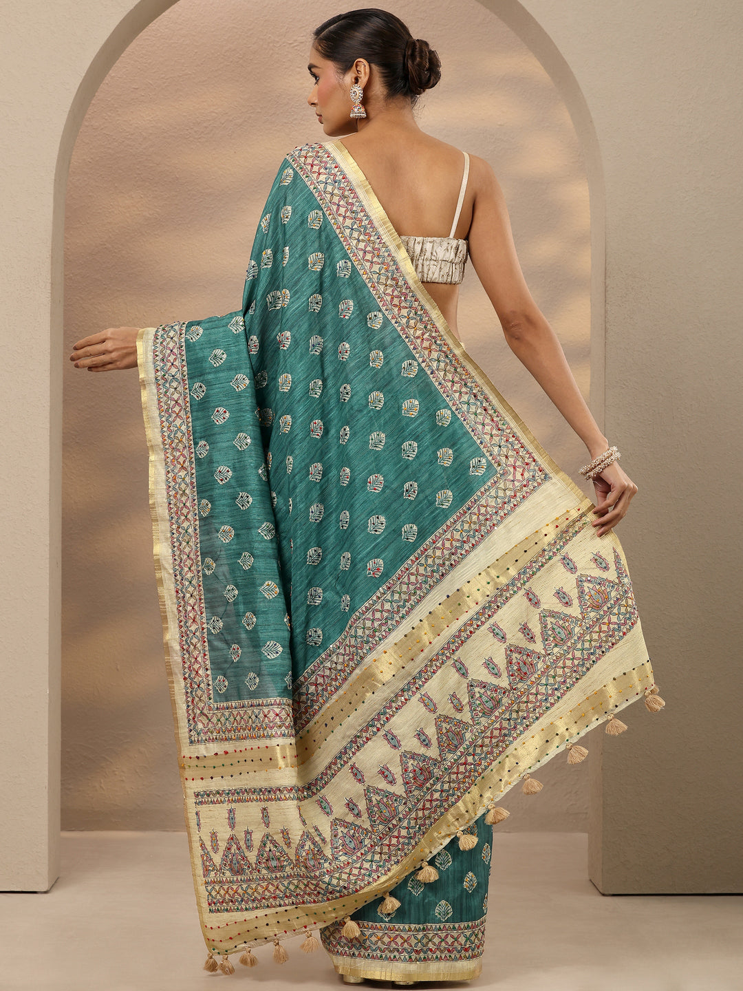 Green Printed Silk Blend Saree With Unstitched Blouse Piece