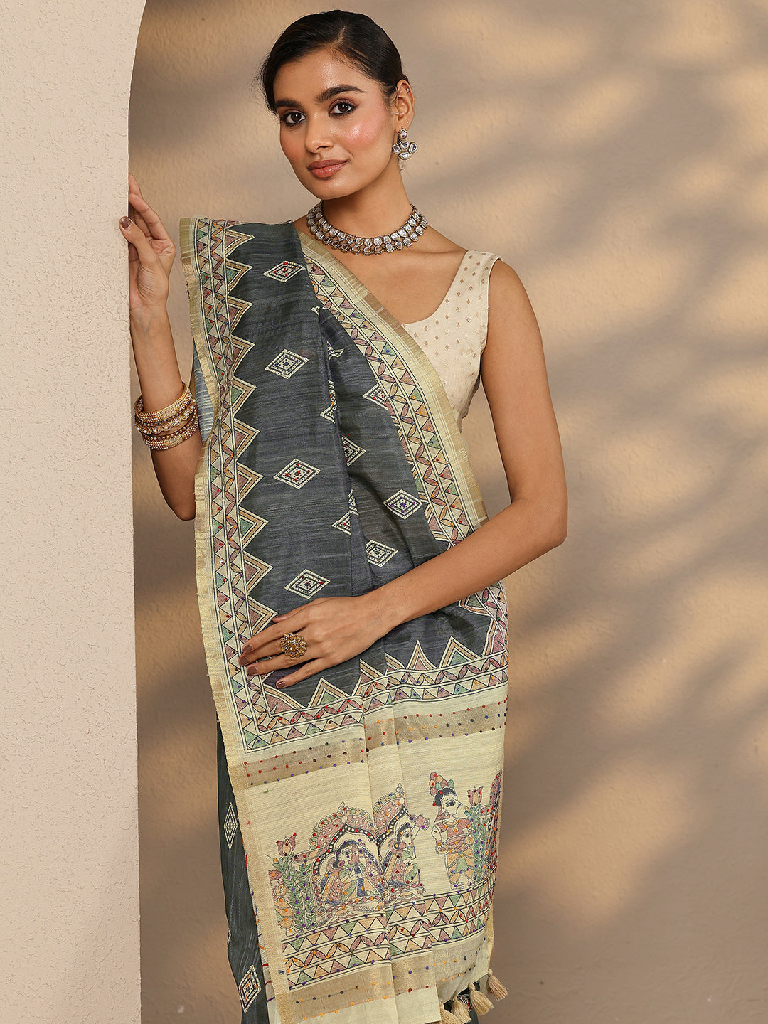 Grey Printed Silk Blend Saree With Unstitched Blouse Piece