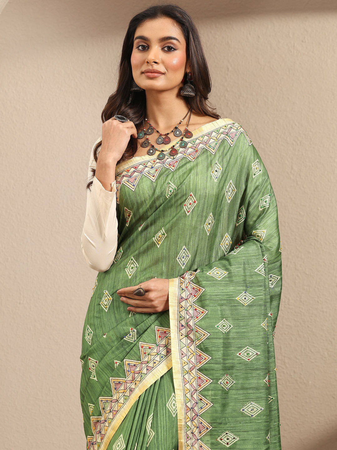 Green Printed Silk Blend Saree With Unstitched Blouse Piece