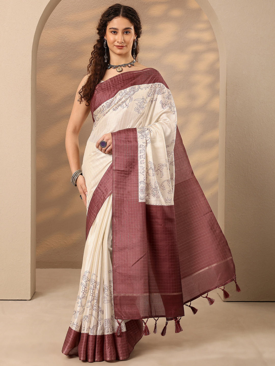 Grey Printed Silk Blend Saree With Unstitched Blouse Piece
