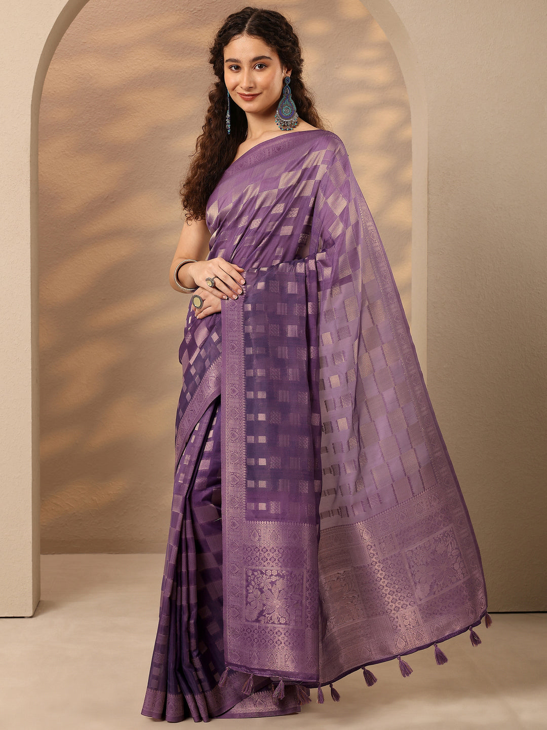 Purple Woven Design Silk Blend Saree With Unstitched Blouse Piece