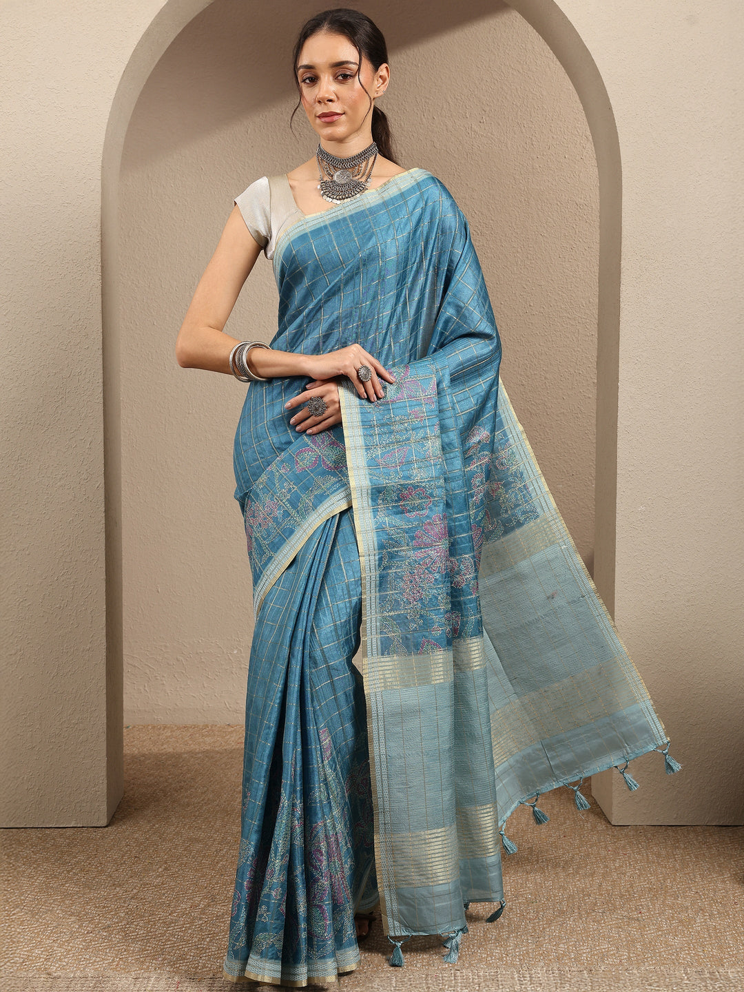 Green Printed Silk Blend Saree With Unstitched Blouse Piece