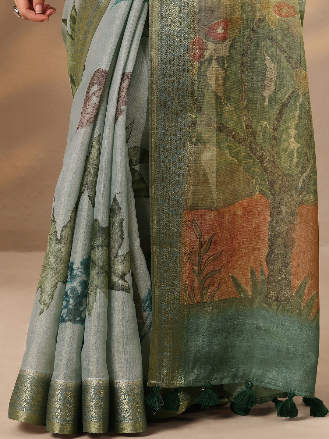 Grey Printed Silk Blend Saree With Unstitched Blouse Piece