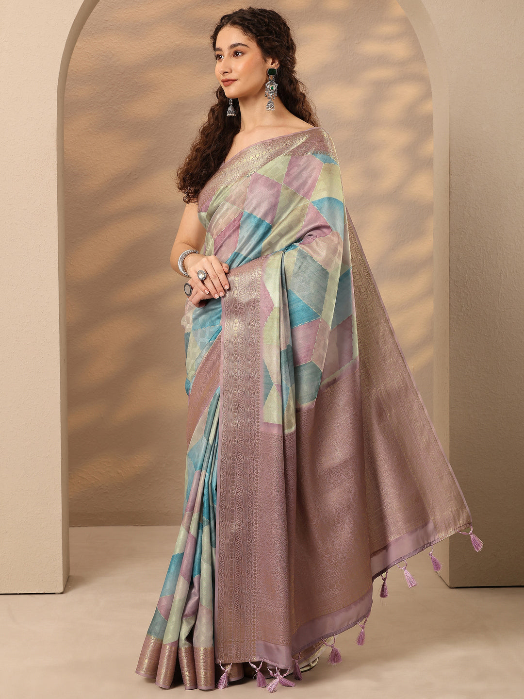 Multi Geometric Printed Silk Blend Saree With Unstitched Blouse Piece