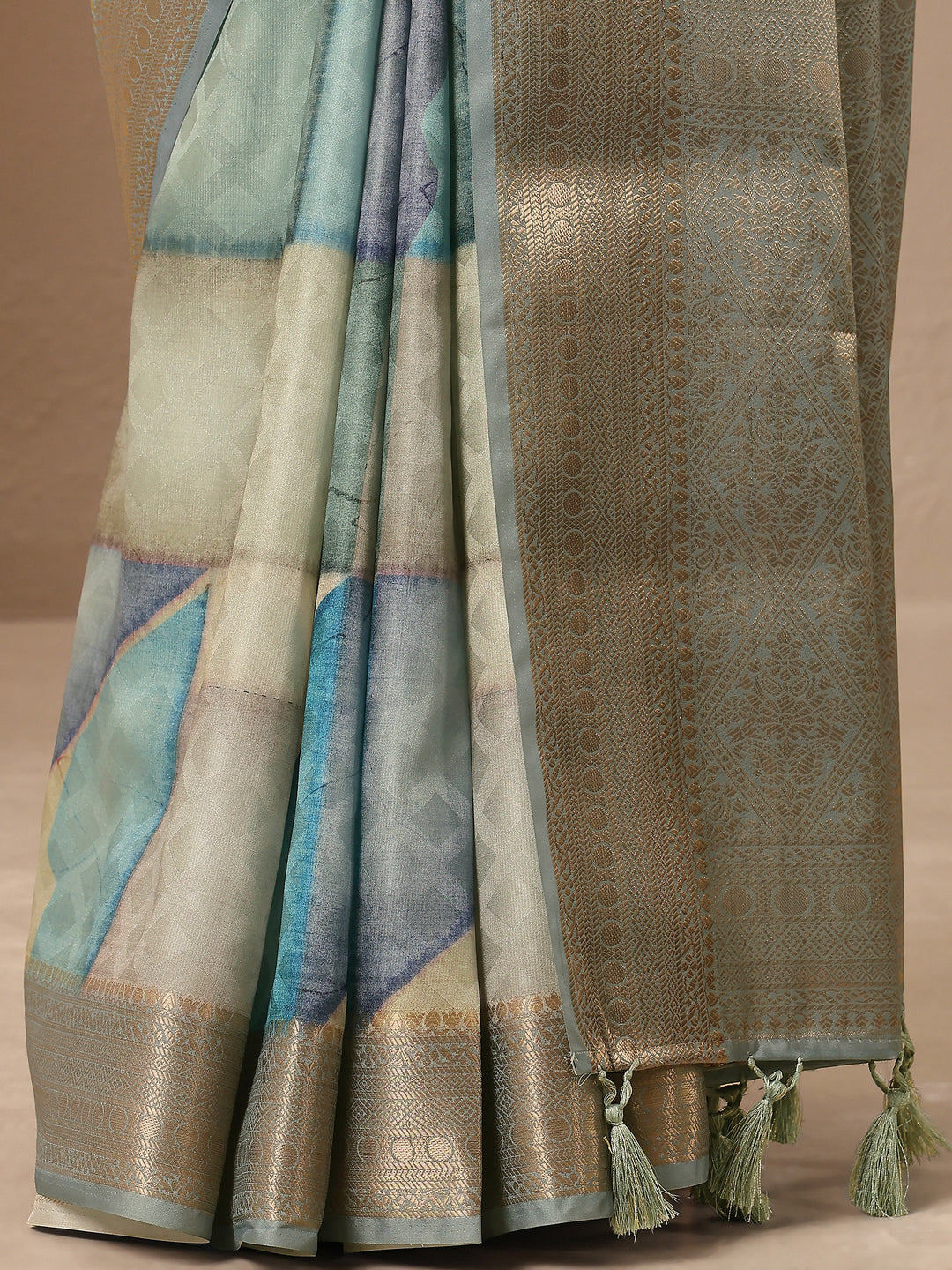 Multi Geometric Printed Silk Blend Saree With Unstitched Blouse Piece