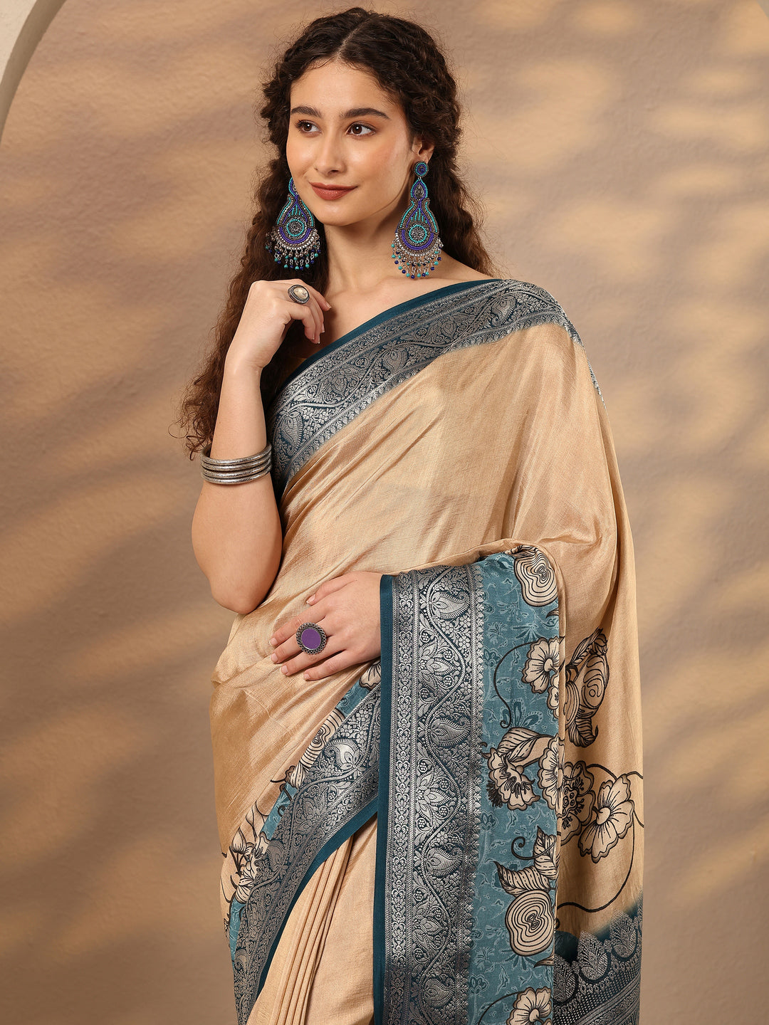 Peach Printed Silk Blend Saree With Unstitched Blouse Piece