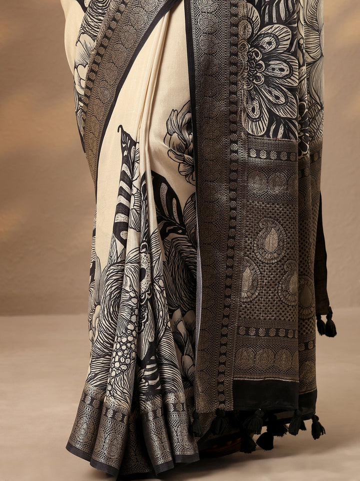 Off White Printed Silk Blend Saree With Unstitched Blouse Piece