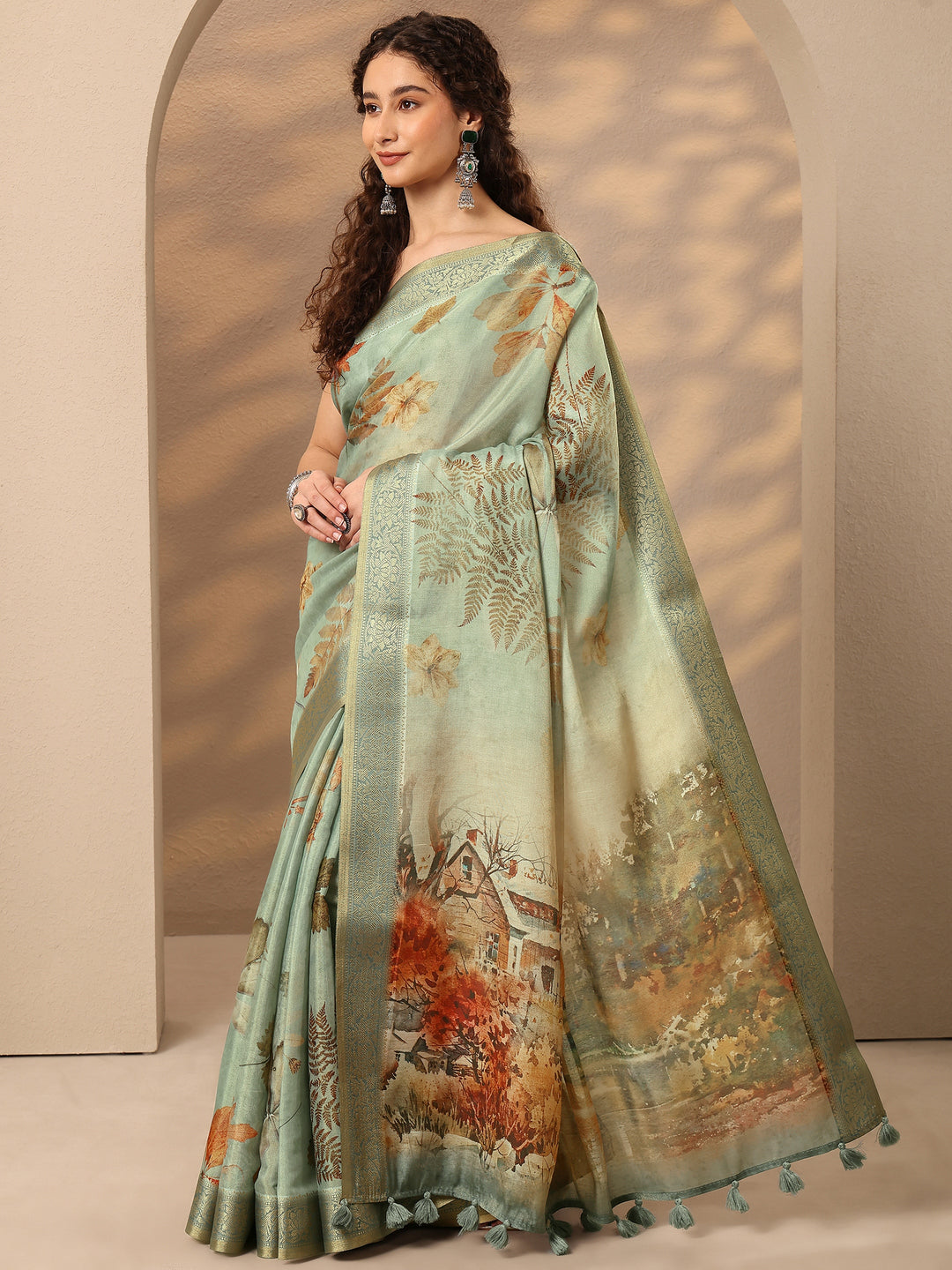 Green Printed Silk Blend Saree With Unstitched Blouse Piece