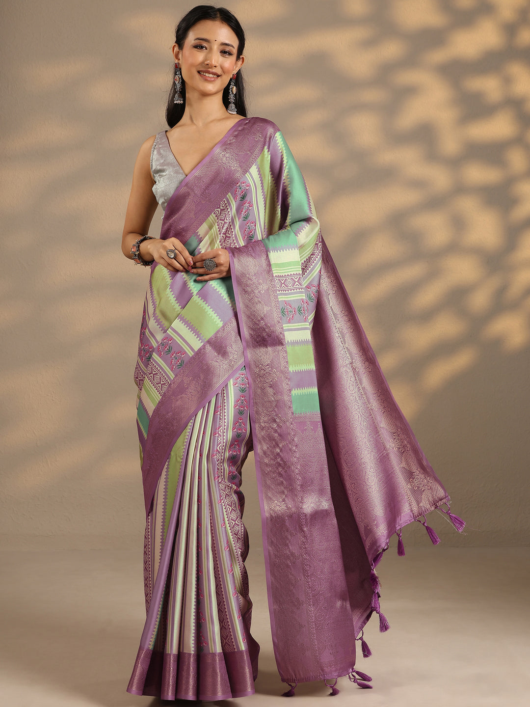 Multi Printed Silk Blend Saree With Unstitched Blouse Piece