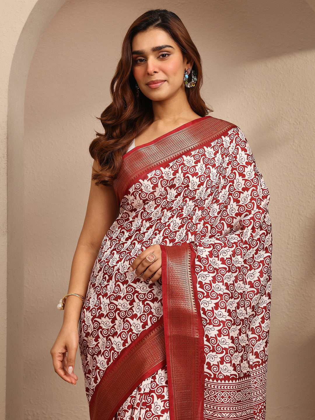 Burgundy Printed Silk Blend Saree With Unstitched Blouse Piece