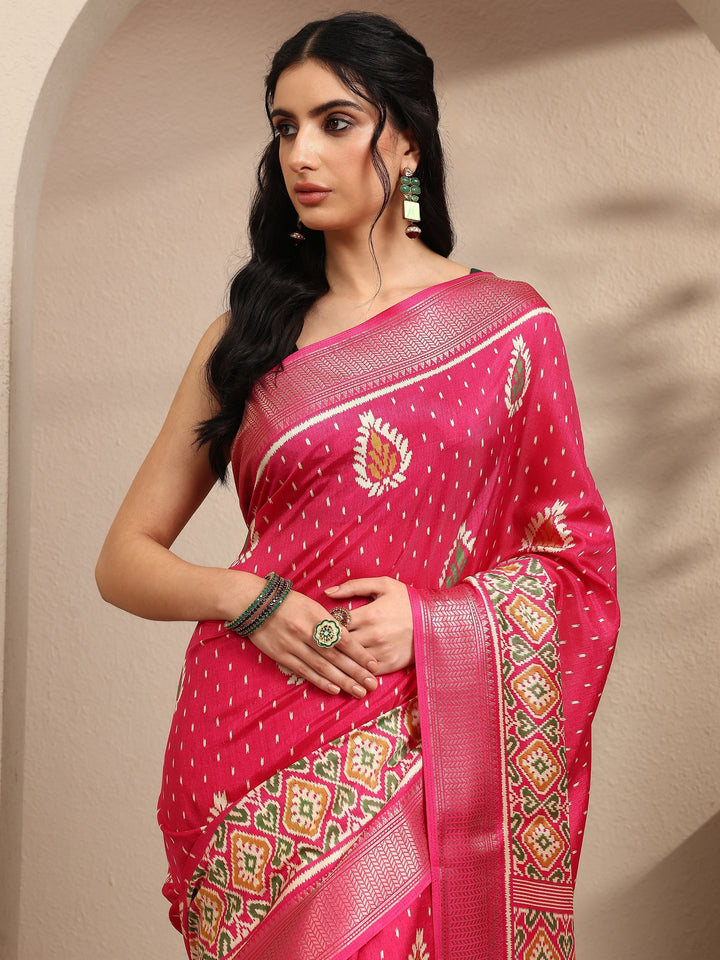 Pink Printed Silk Blend Saree With Unstitched Blouse Piece