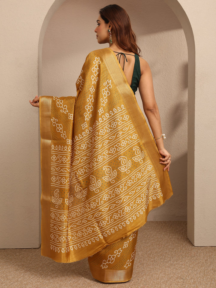 Mustard Bandhani Printed Silk Blend Saree With Unstitched Blouse Piece