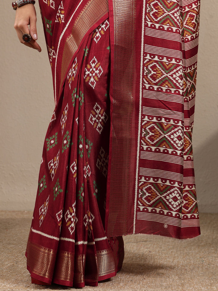 Maroon Printed Silk Blend Saree With Unstitched Blouse Piece