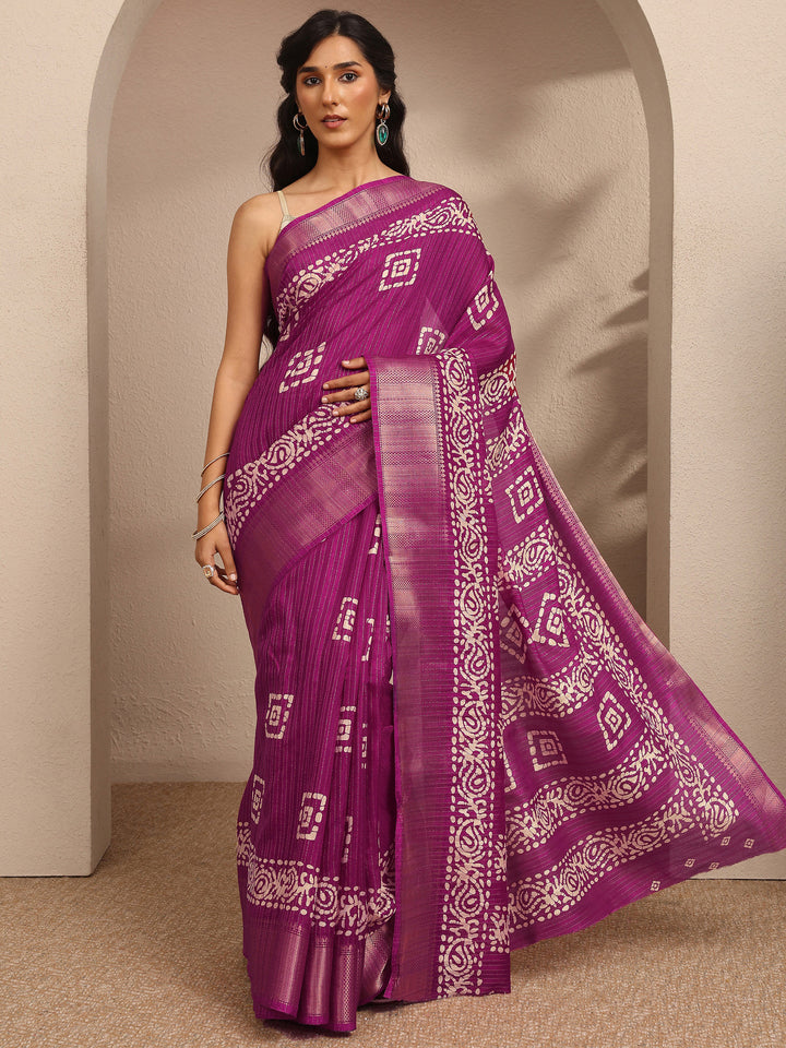 Burgundy Geometric Printed Silk Blend Saree With Unstitched Blouse Piece