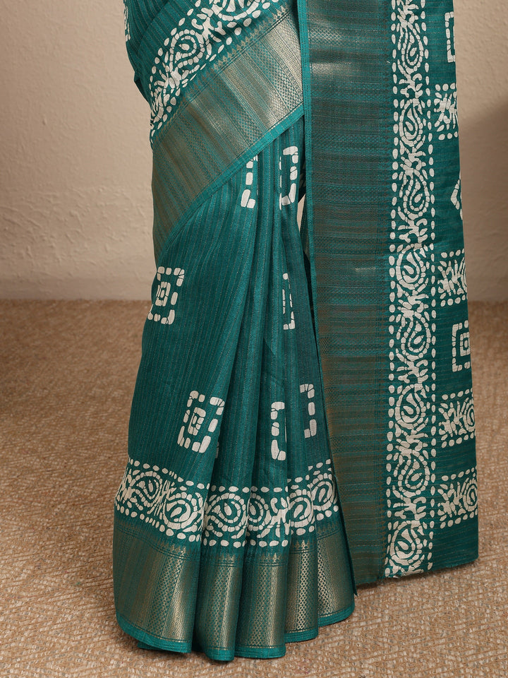 Green Geometric Printed Silk Blend Saree With Unstitched Blouse Piece