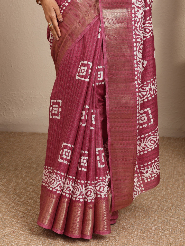 Mauve Geometric Printed Silk Blend Saree With Unstitched Blouse Piece