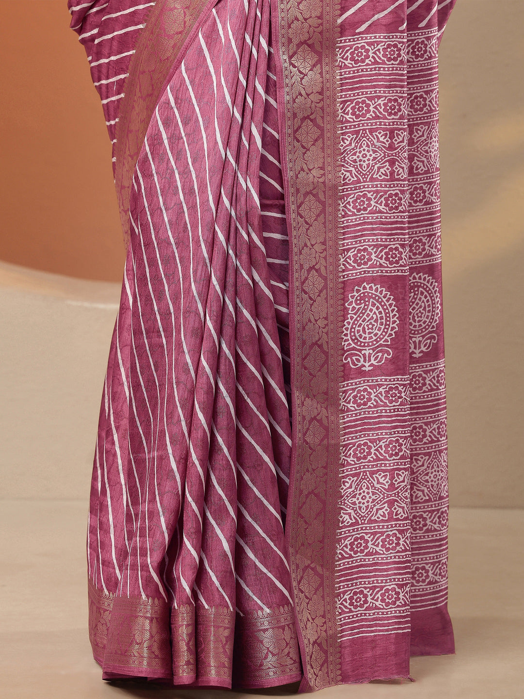 Pink Leheriya Printed Silk Blend Saree With Unstitched Blouse Piece