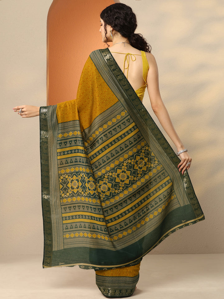 Mustard Chevron Printed Silk Blend Saree With Unstitched Blouse Piece