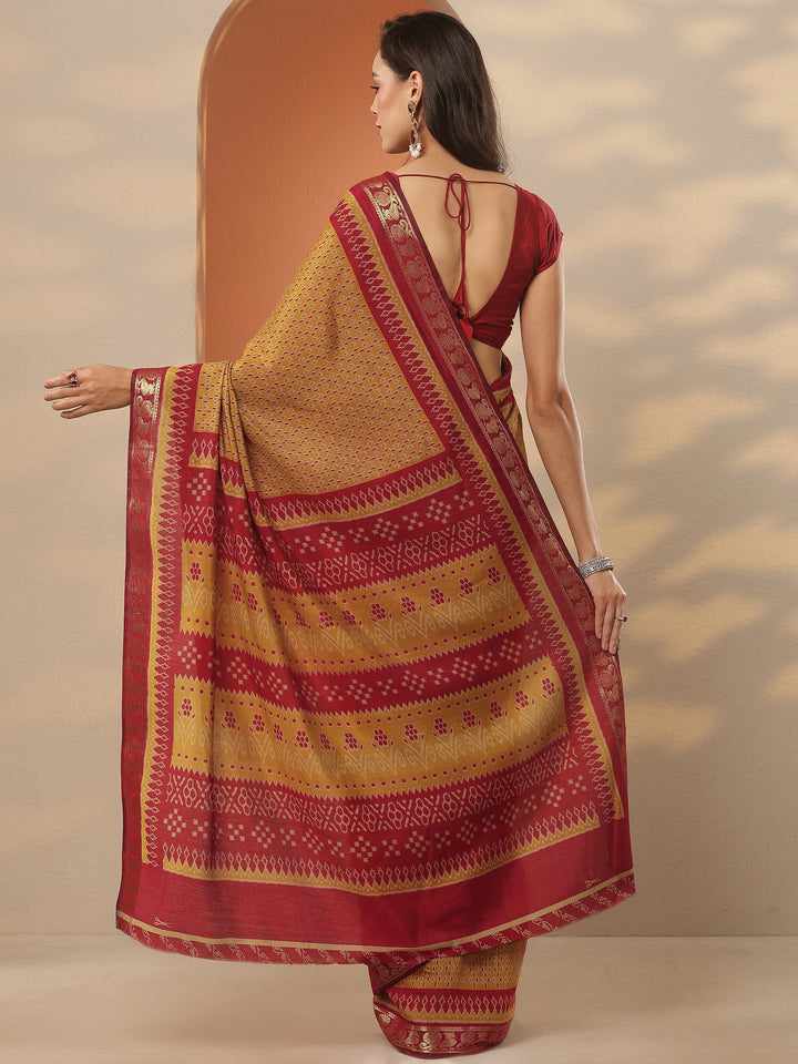 Mustard Printed Silk Blend Saree With Unstitched Blouse Piece