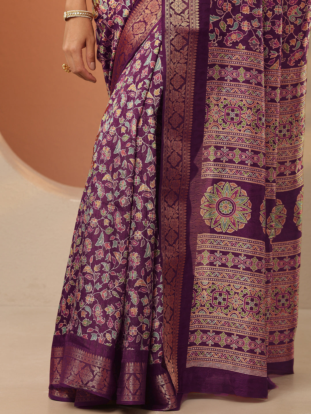 Burgundy Printed Silk Blend Saree With Unstitched Blouse Piece