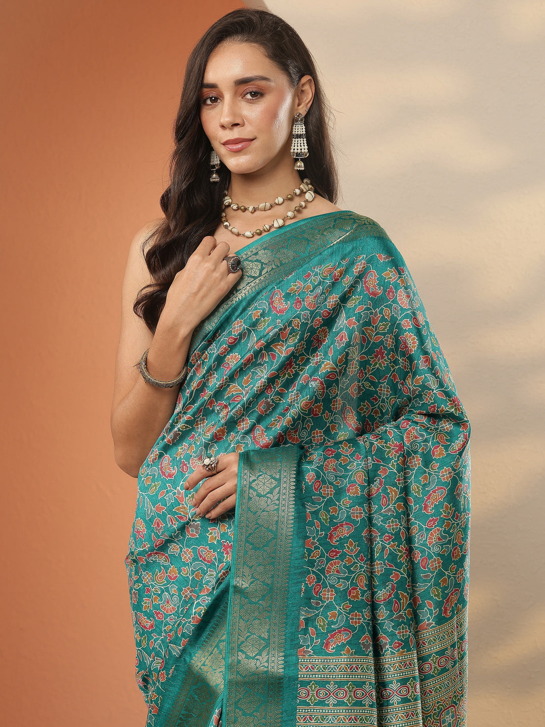 Green Printed Silk Blend Saree With Unstitched Blouse Piece