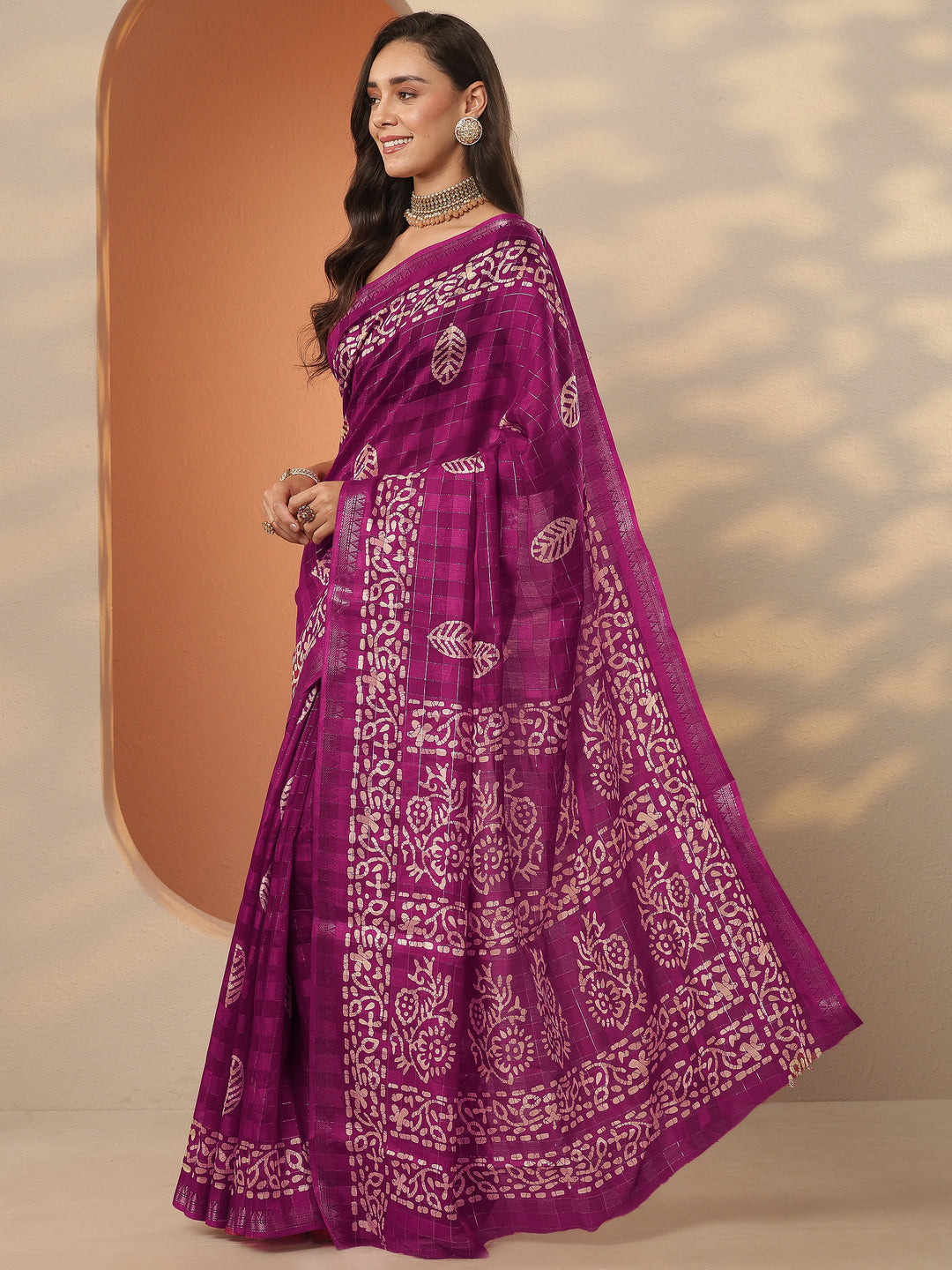 Burgundy Printed Silk Blend Saree With Unstitched Blouse Piece