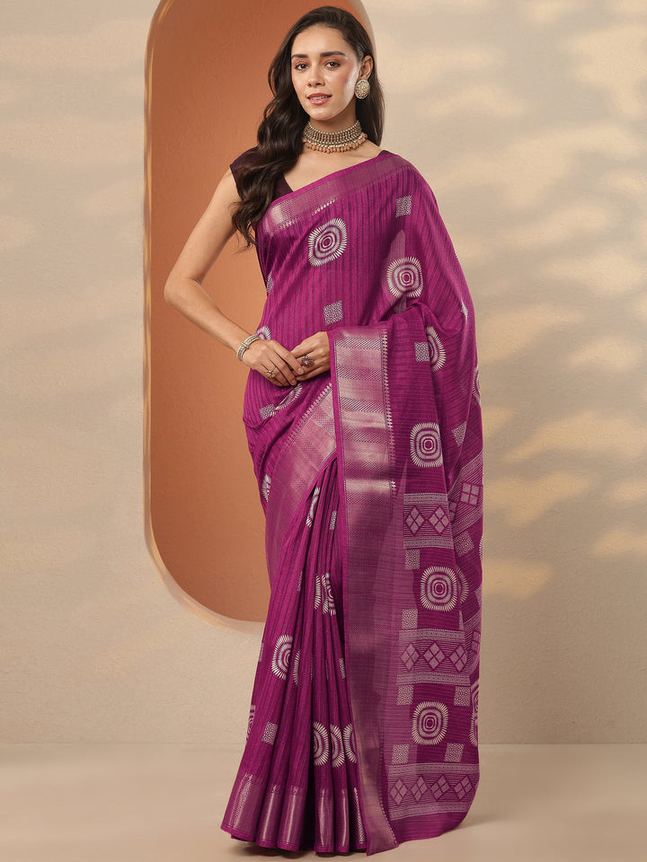 Magenta Printed Silk Blend Saree With Unstitched Blouse Piece