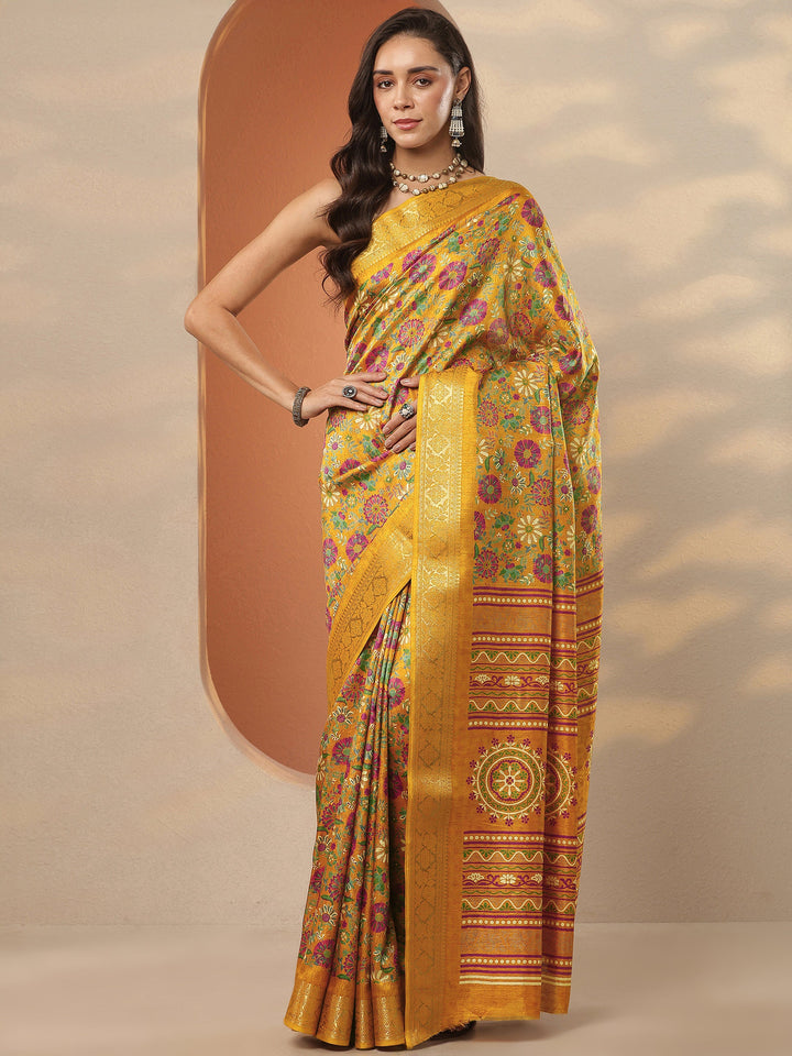 Mustard Printed Silk Blend Saree With Unstitched Blouse Piece